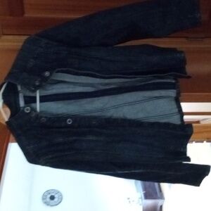 Women's snap jean jacket 8/10